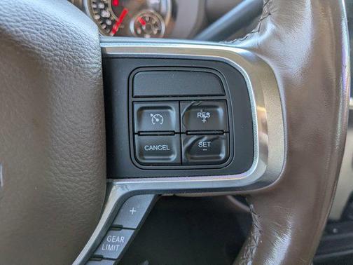 2019 RAM 2500 Laramie Crew Cab 4x4 6'4' Box