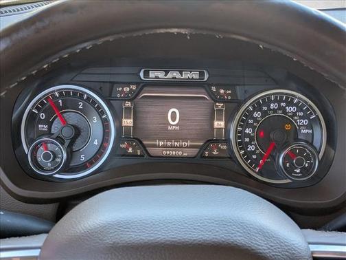 2019 RAM 2500 Laramie Crew Cab 4x4 6'4' Box