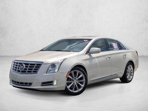 White Diamond Tricoat 2013 Cadillac XTS Premium