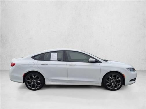 2016 Chrysler 200 S