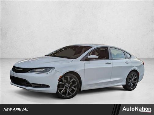 2016 Chrysler 200 S