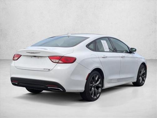 2016 Chrysler 200 S