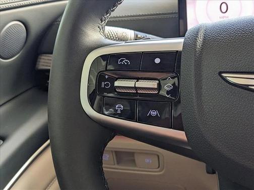 2025 Genesis GV80 2.5T