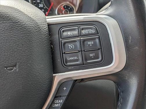 2020 RAM 2500 Big Horn Crew Cab 4X4 6'4' Box