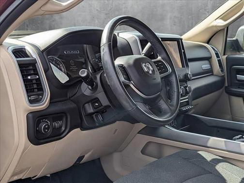 2020 RAM 2500 Big Horn Crew Cab 4X4 6'4' Box