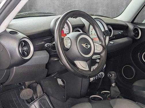 2009 MINI Cooper Base