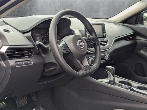 2024 Nissan Altima S FWD