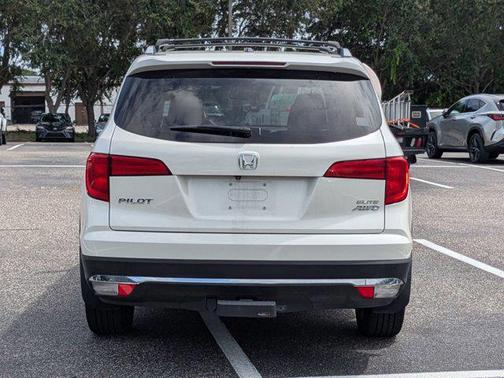 2017 Honda Pilot Elite