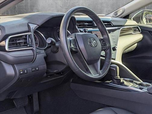 2018 Toyota Camry XLE
