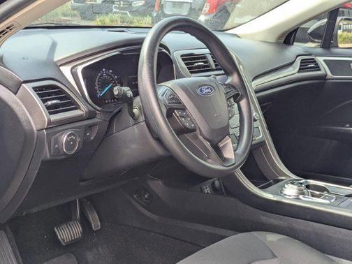 Agate Black 2019 Ford Fusion SE