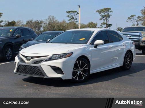 2018 Toyota Camry SE