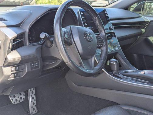 2019 Toyota Avalon XSE