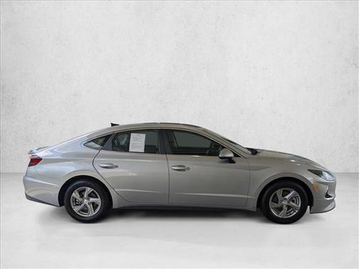 Shimmering Silver Pearl 2020 Hyundai SONATA SE