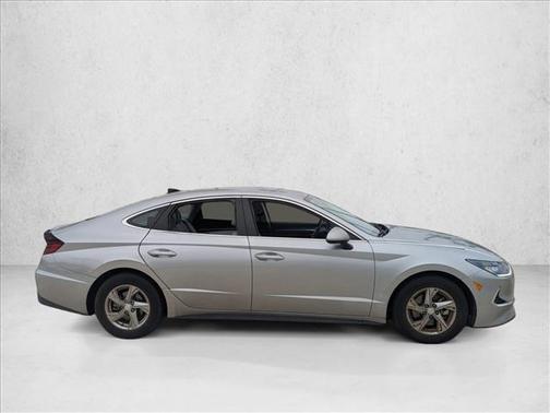 Shimmering Silver Pearl 2020 Hyundai SONATA SE