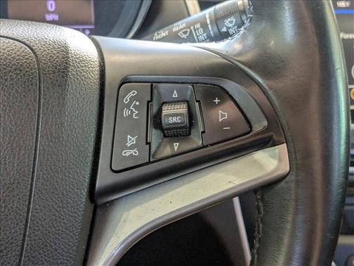 Silver Ice Metallic 2019 Chevrolet Trax LT