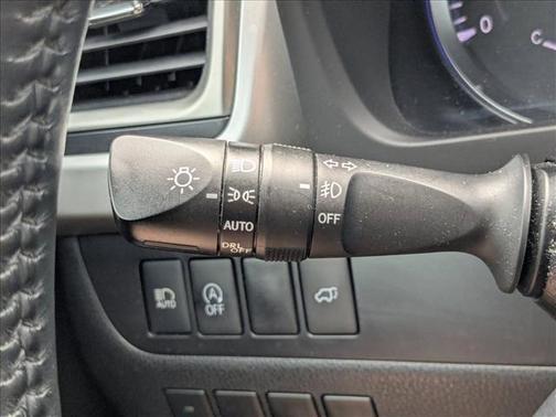 Predawn Gray Mica 2017 Toyota Highlander SE