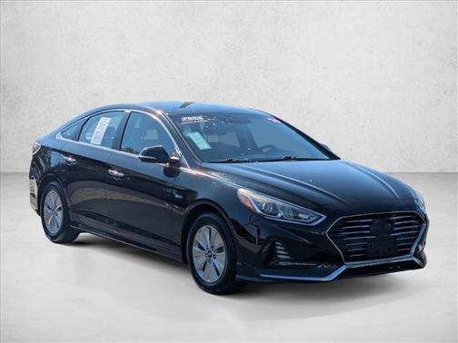 2018 Hyundai SONATA Hybrid SE
