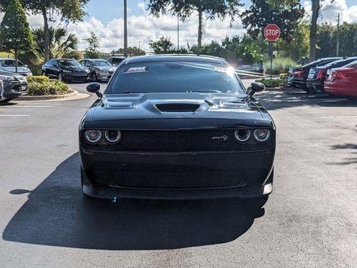 2016 Dodge Challenger SRT Hellcat