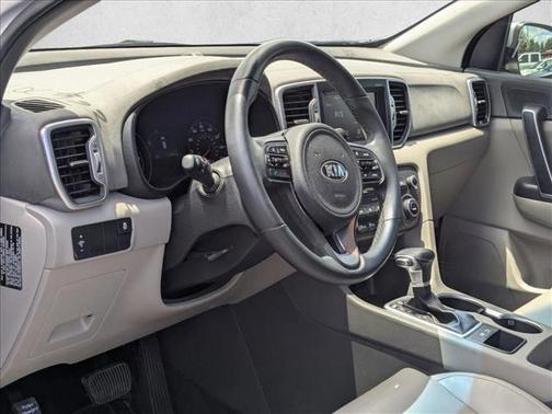 Sparkling Silver 2017 Kia Sportage EX