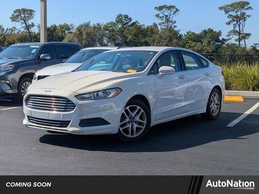 2014 Ford Fusion SE