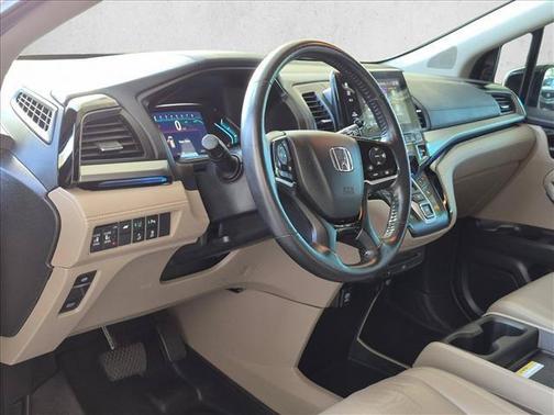 Yellow 2018 Honda Odyssey Elite
