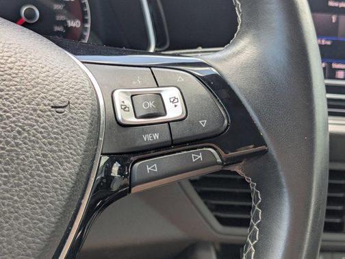 Silver/Gray 2019 Volkswagen Jetta 1.4T R-Line