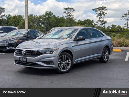 Silver/Gray 2019 Volkswagen Jetta 1.4T R-Line