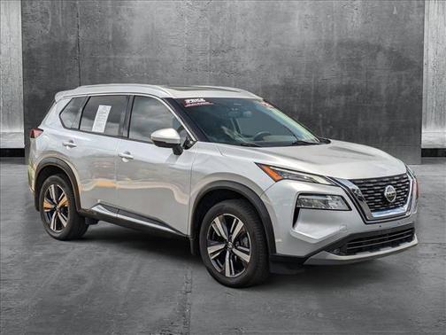 2021 Nissan Rogue SL