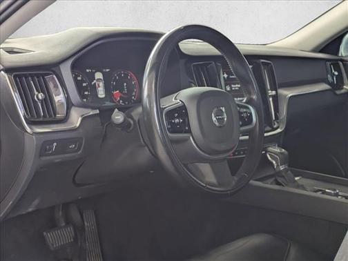 Osmium Grey Metallic 2019 Volvo S60 T6 Momentum