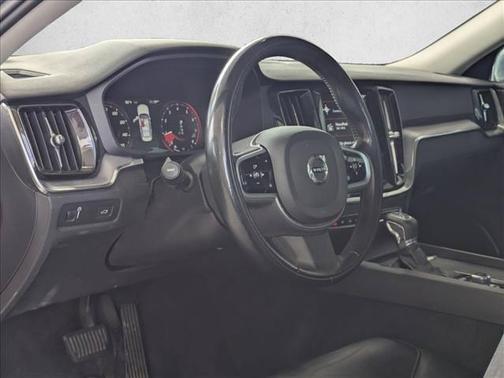 Osmium Grey Metallic 2019 Volvo S60 T6 Momentum