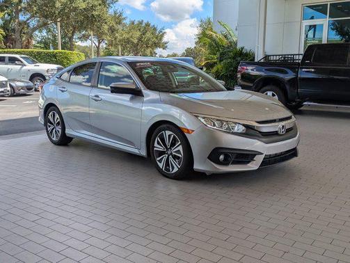 Lunar Silver Metallic 2018 Honda Civic EX-T