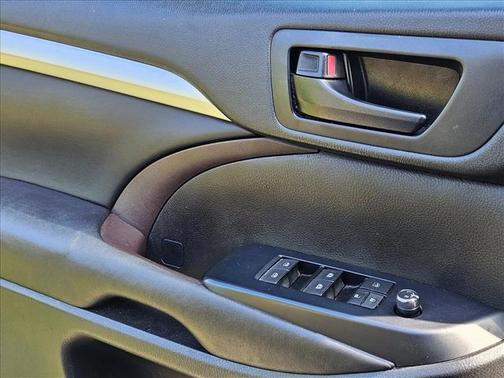 2018 Toyota Highlander LE Plus