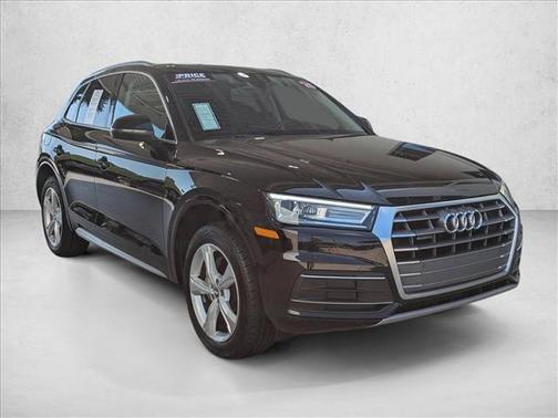 Mythos Black Metallic 2020 Audi Q5 45 Premium