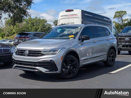 2023 Volkswagen Tiguan 2.0T SE R-Line Black