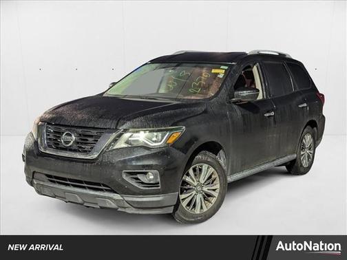 2018 Nissan Pathfinder SV