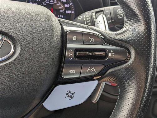2021 Hyundai Veloster Base