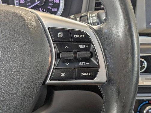 Nocturne Black 2019 Hyundai SONATA Hybrid SE