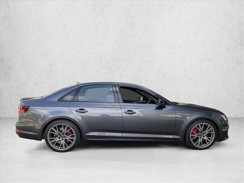 Daytona Gray Pearl Effect 2019 Audi A4 45 Premium