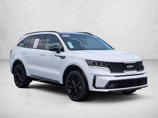 Glacial White Pearl 2023 Kia Sorento SX