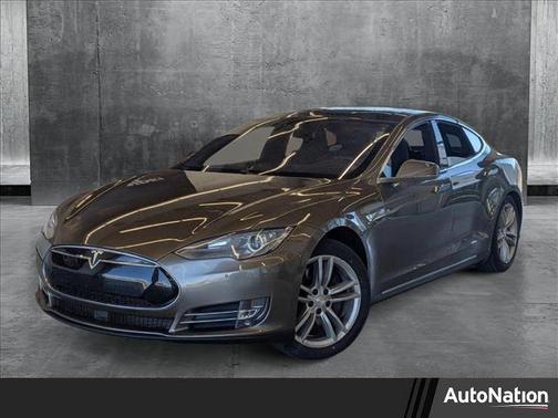2016 Tesla Model S 90D