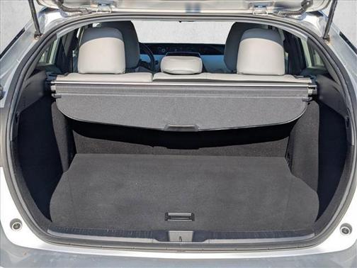 2021 Toyota Prius LE