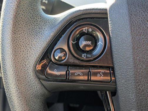 2021 Toyota Prius LE