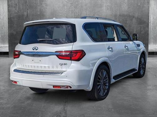 2018 INFINITI QX80 Base