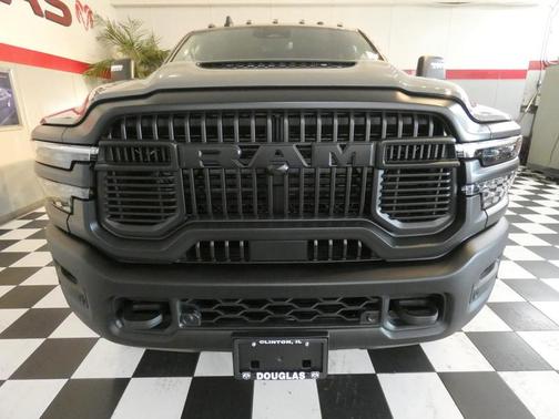2025 RAM 2500 Rebel/Power Wagon