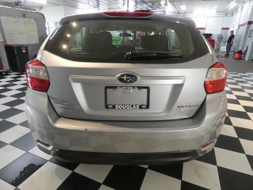 2014 Subaru Impreza 2.0i Premium
