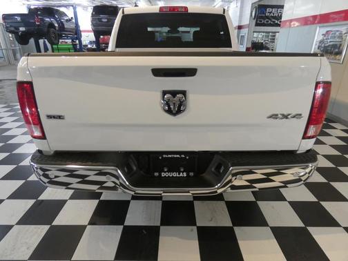 2022 RAM 1500 Classic SLT