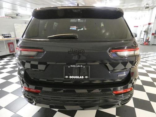 2024 Jeep Grand Cherokee L Summit