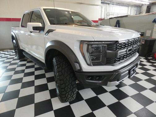 Oxford White 2023 Ford F-150 Raptor