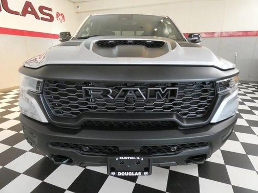 Silver Zynith 2026 RAM 1500 RHO