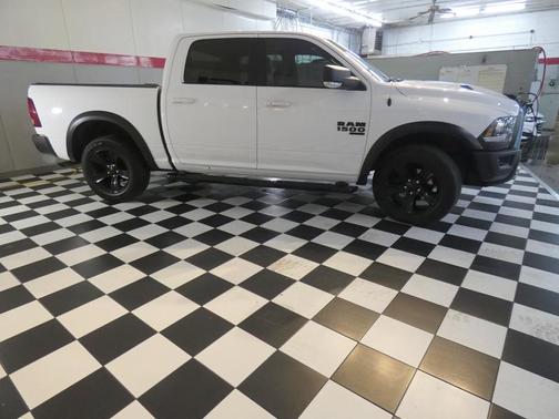 2022 RAM 1500 Classic SLT